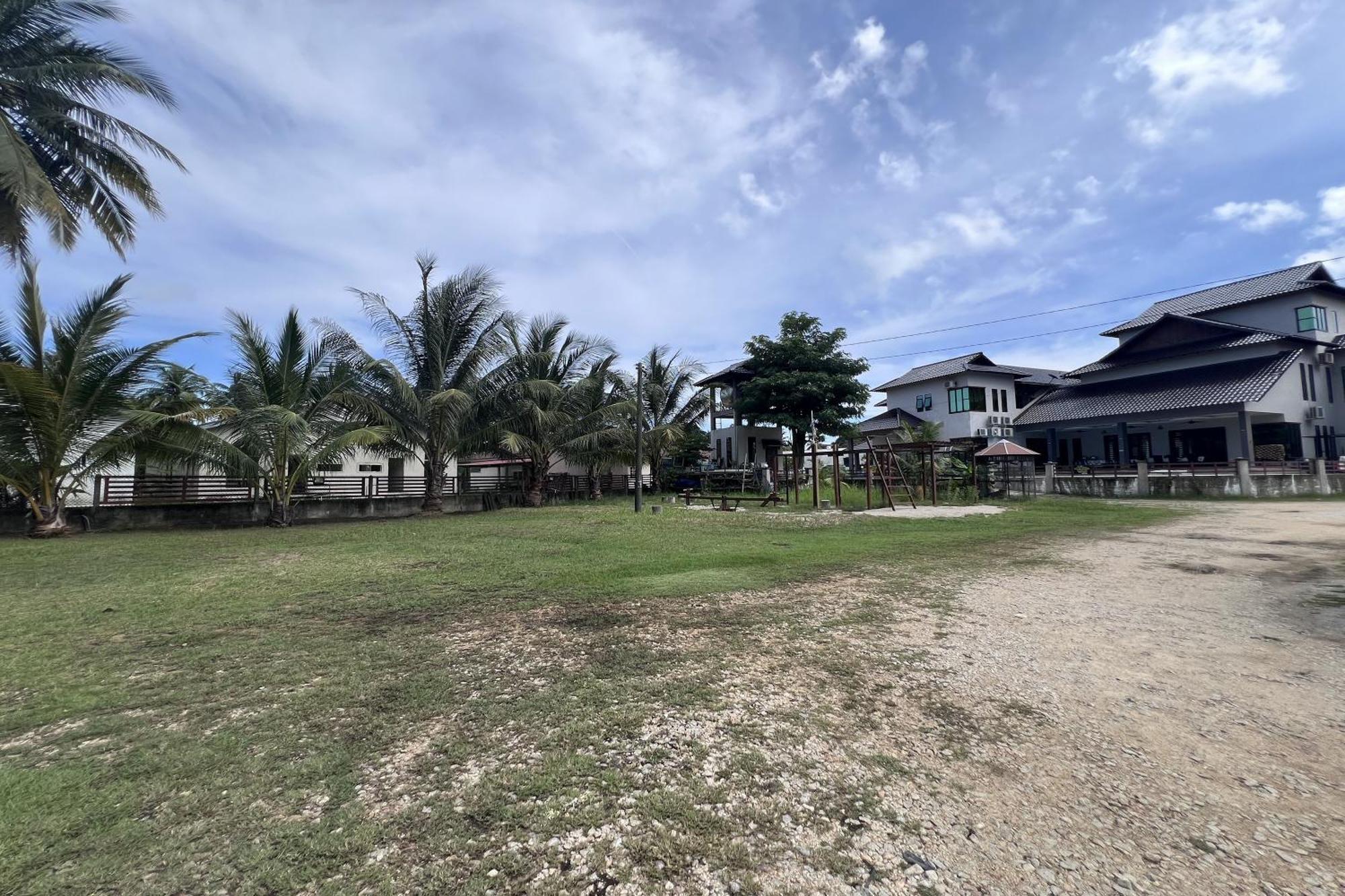 Nurbayu Chalet, Kemaman Kuantan Exterior foto